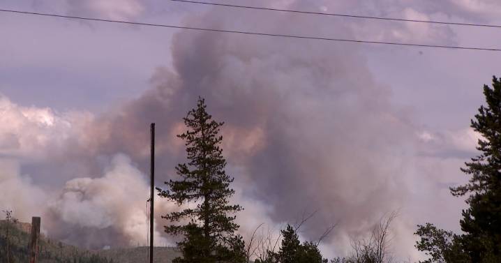 Beulah Fire grows to 1,400 acres; firefighters brace for wind shifts at Monroe Canyon Fire