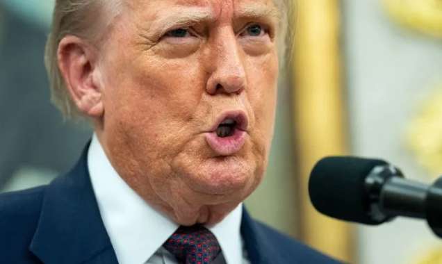 Trump afirma que por nuevos aranceles millones de dólares ya fluyen hacia EU