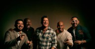 Así suena la nueva versión salsa de La tierra del olvido de Carlos Vives y el Grupo Niche