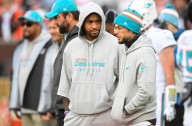 Chris Perkins: Dolphins seem headed for mediocrity as fan frustration builds