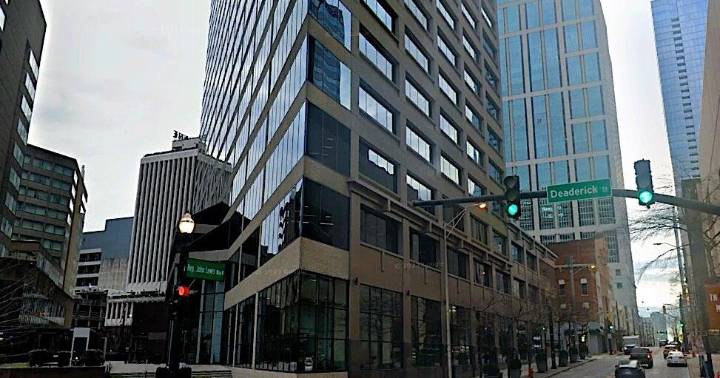 Scott Borchetta among buyers of downtown office tower