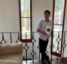 Presenta niño de 11 años 'Los Rodantes del Rock', crónica de los años 80