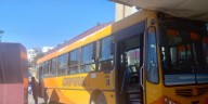 Un colectivo chocó contra la entrada de un hospital en Córdoba y hay al menos ocho menores heridos
