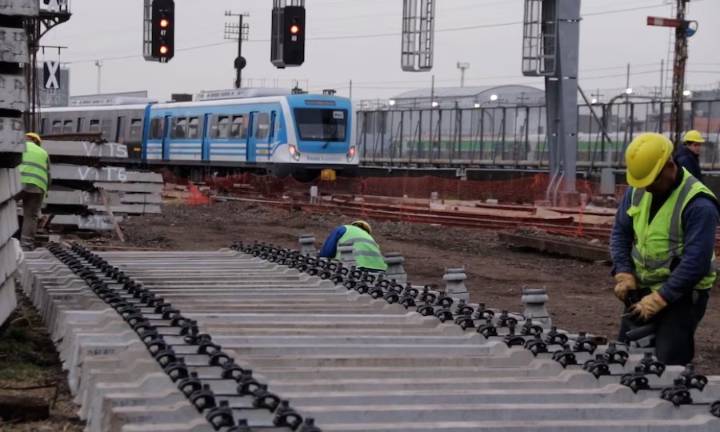 La privatización de Trenes Argentinos avanza lentamente y el Gobierno analiza otra concesión clave que seduce a las cerealeras