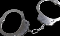 Rescatan mujer esposada por su pareja en Puerto Nuevo