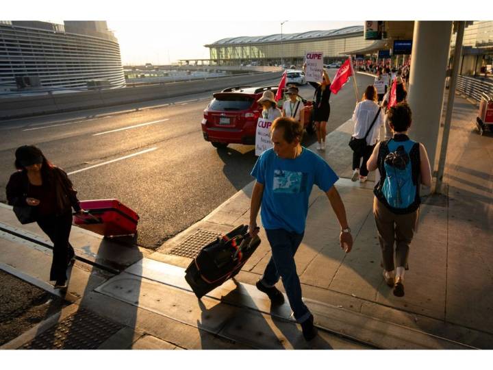 Air Canada, Union Reach Deal to End Strike After Overnight Talks