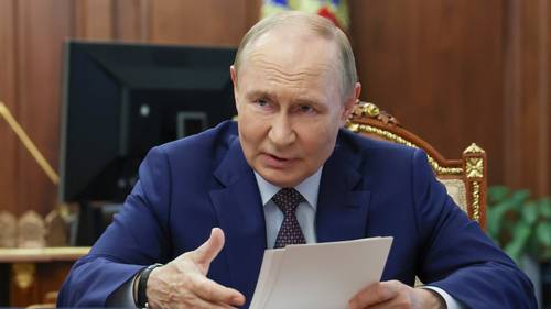 Zelenskyy says 'no sign' Putin wants to end war as Alaska summit edges closer