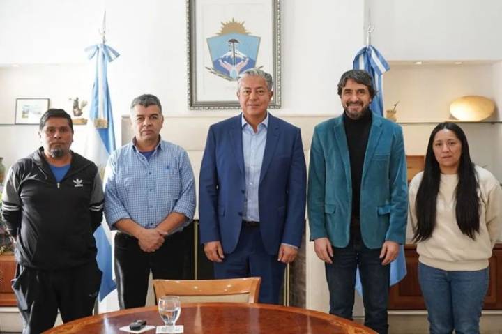 Provincia invierte más de 150 millones de pesos para abastecer de agua a la comunidad Curruhuinca