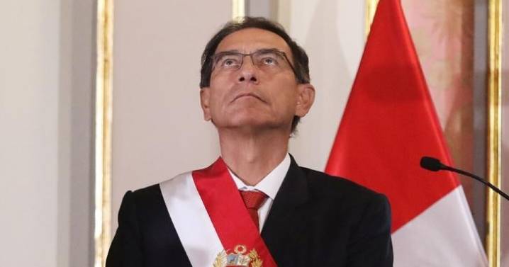 Dan 5 meses de prisión preventiva al expresidente de Perú, Martín Vizcarra
