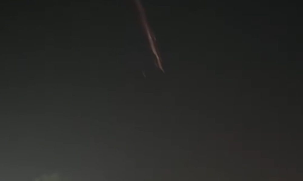 Restos de un cohete chino sorprendieron a miles de personas en el cielo de la Región de Murcia