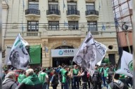 ATE solicita investigar a Luis Petri por contrato con la Obra Social de las Fuerzas Armadas