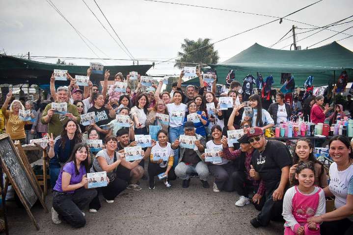 A una semana de las elecciones: Mayra y Ceci Soler recorrieron barrios de Quilmes Oeste, Solano y Ezpeleta