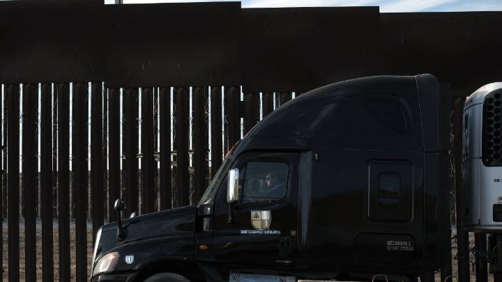 El correo postal de México suspende el envío de paquetes a EEUU por los aranceles