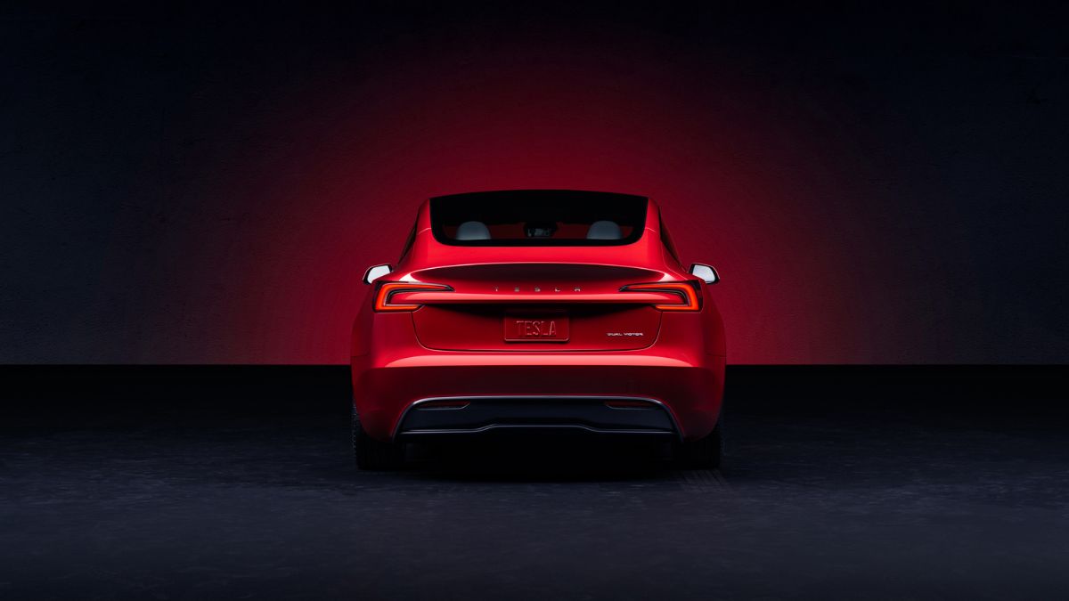 Exclusivo: Tesla presenta un Model 3 con 830 km de alcance