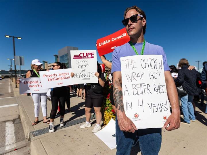 Air Canada flight attendants defy back-to-work order, continue strike