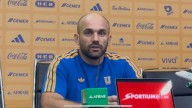 Tigres Femenil: Auxiliar de Pedro Losa arremete contra árbitros por expulsión ante Pachuca