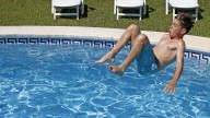 ‘Manu jumping’: The physics behind making humongous splashes in the pool