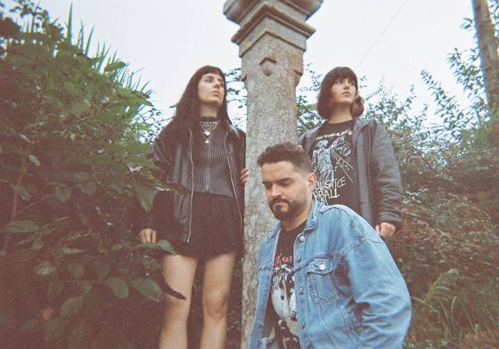«Cantar en gallego puede verse como un acto de resistencia»