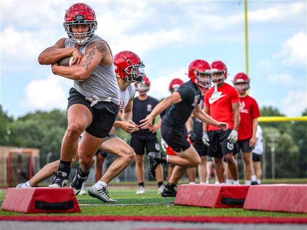 Bedford Mules open football practice with optimism, new-look option attack on offense