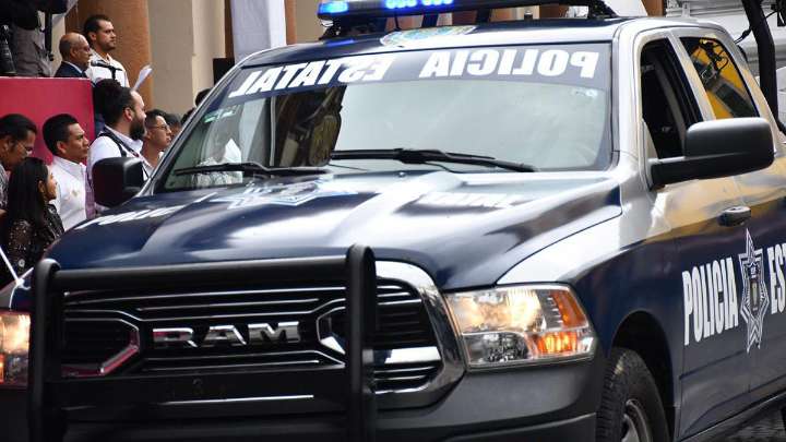 Con más de 40 tiros asesinan a un exalcalde y a su hijo en carretera de Veracruz