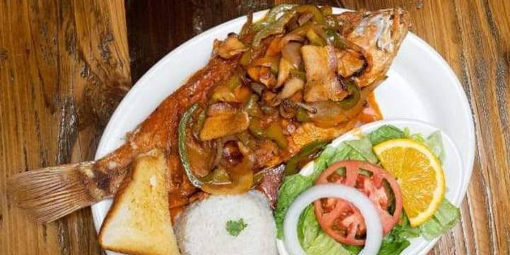 Valley seafood chain docks first San Antonio restaurant on West Side