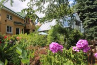 This ‘Secret Garden’ On The Northwest Side Is A Sanctuary For Animals, Plants And Humans Alike