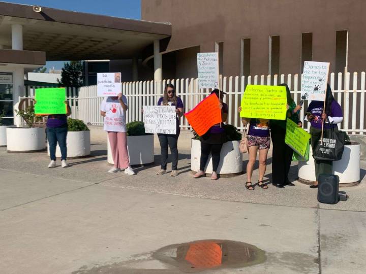 Protestan familias en Ciudad Judicial por abusos sexuales en guarderías
