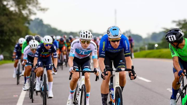 El Canel’s-Java comenzó en el top 10 de la Vuelta a Colombia 2025