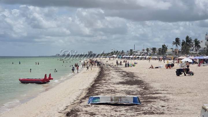 Progreso vive intensa actividad turística con doble arribo de cruceros