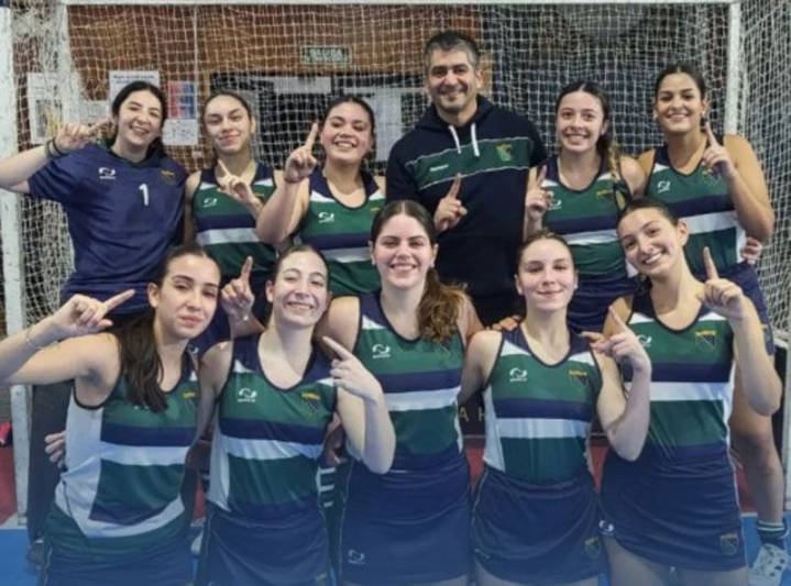 Colegio gritó campeón