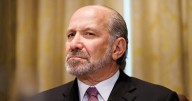 ‘Destapan’ conflicto de interés en la administración Trump: Hijo de Lutnick intentó apostar con aranceles