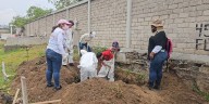 Extraen más cuerpos de fosa de San Sebastianito