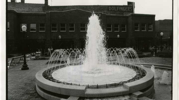 Retro Louisville: Theater Square opens on Fourth Street in 1980s