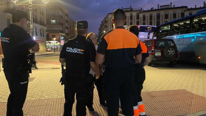 Los vecinos del Barrio de la Estación y Ciudad Ducal pueden volver a sus casas tras su evacuación por el incendio