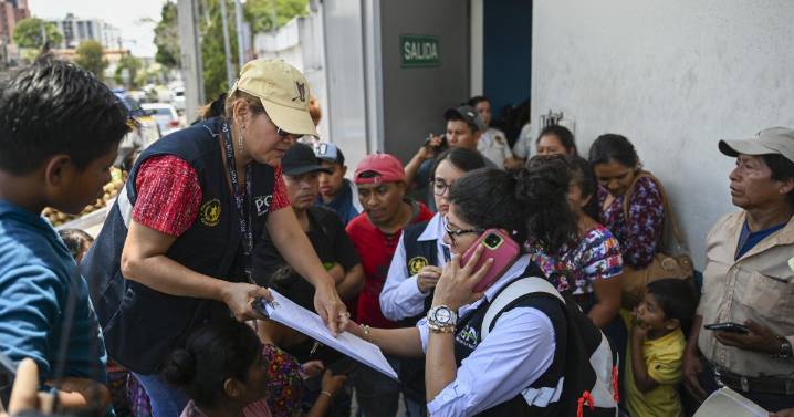 Hundreds of unaccompanied Guatemalan children can stay in the U.S. for now, judge says