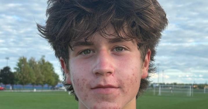 St. Charles East starts fast, holds on to top Oswego