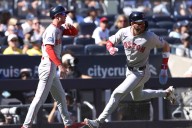 Red Sox saca aplanadora y aplasta a Yankees