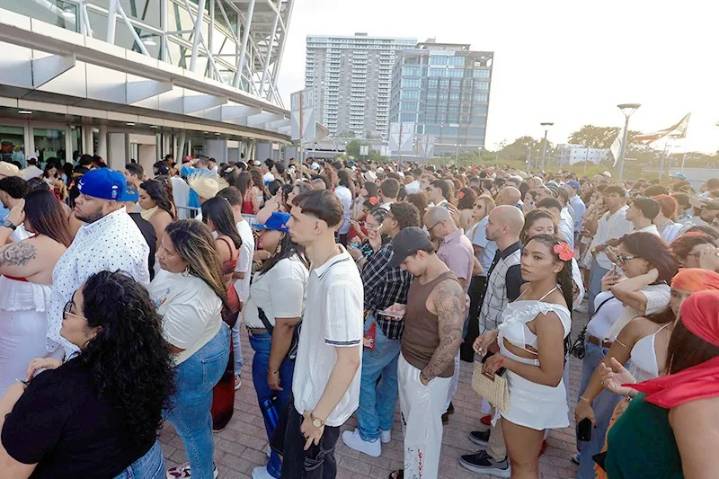 Fiscal de Nueva York advierte sobre estafas en boletos para conciertos de Bad Bunny en Puerto Rico