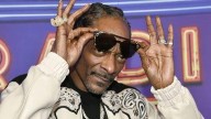 ¡Pero defiende el consumo de la mariguana! Se lanza Snoop Dogg contra inclusión LGBTQ+ en películas infantiles