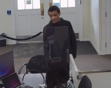 Clark County sheriff’s deputies search for bank robber