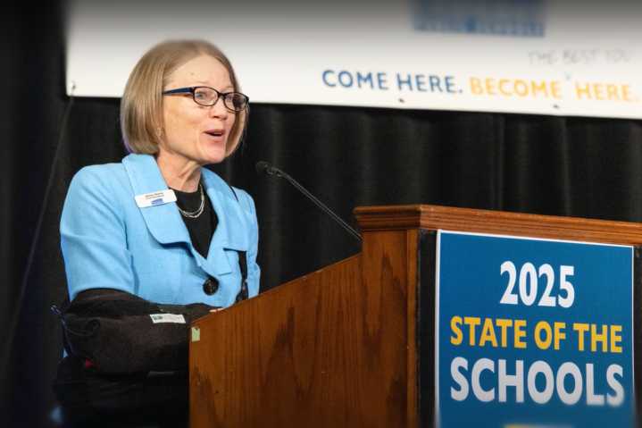 Des Moines school board chair Norris enters Iowa Senate race