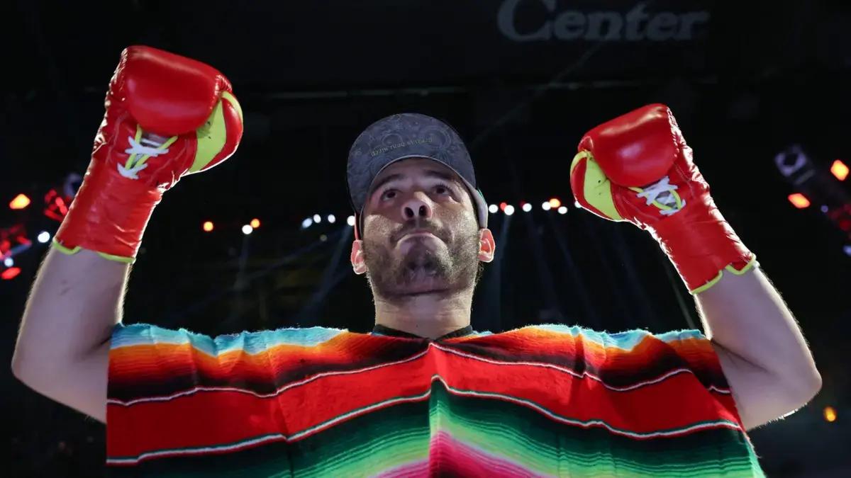 Estados Unidos entrega a México al boxeador Julio César Chávez Jr. y es llevado a una cárcel de máxima seguridad