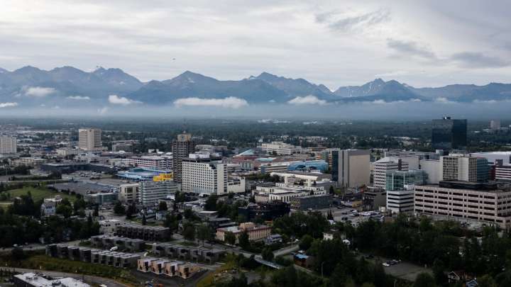 Así es Anchorage, Alaska, la Ciudad donde Se Reunirán Donald Trump y Vladimir Putin