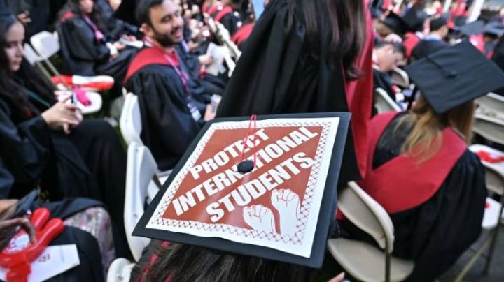 El Gobierno de Trump planea limitar a cuatro años el tiempo que los estudiantes extranjeros pueden cursar en EE.UU.