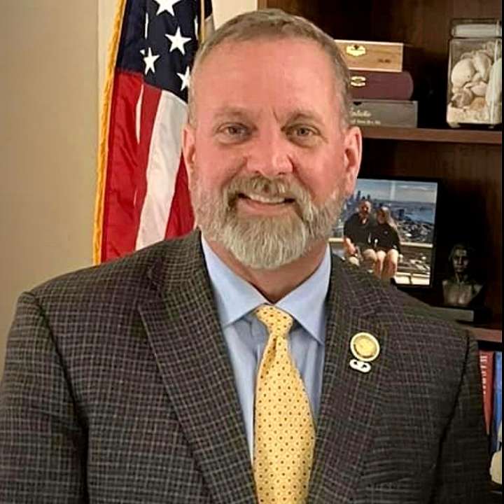 Resignation calls mount for Leber amid affair allegations