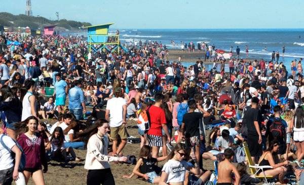 Monte Hermoso: "La Fiesta de la Primavera estuvo en duda, pero el Intendente tomó la decisión de hacerla"