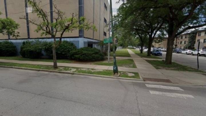 Chicago police seek tips in fatal South Side hit