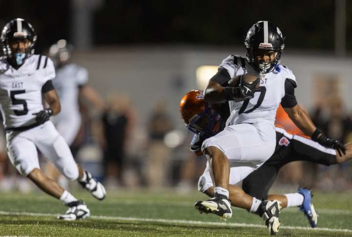 Tyshaun Pollard earns his flowers as CD East rallies past York High in Rose Bowl