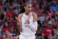 Las Vegas Aces win 6th straight, continue 2nd