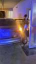 Trasladan de emergencia a mujer en labor de parto con ayuda de la policía
